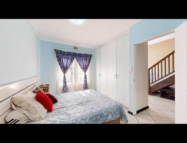 3 BEDROOM TOWNHOUSE FOR SALE IN NORTON HOME ESTATE